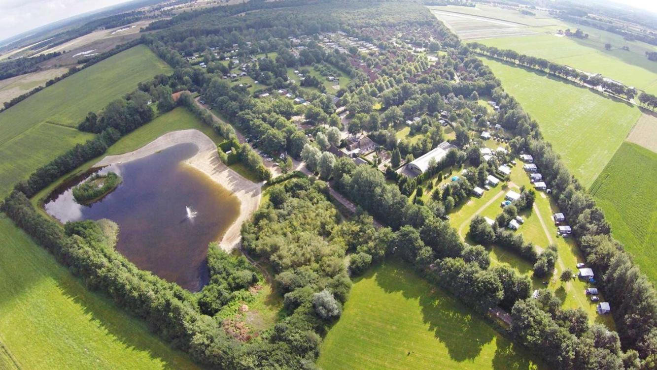 Comfortabel Chalet In Nationaal Park Wateren Екстериор снимка