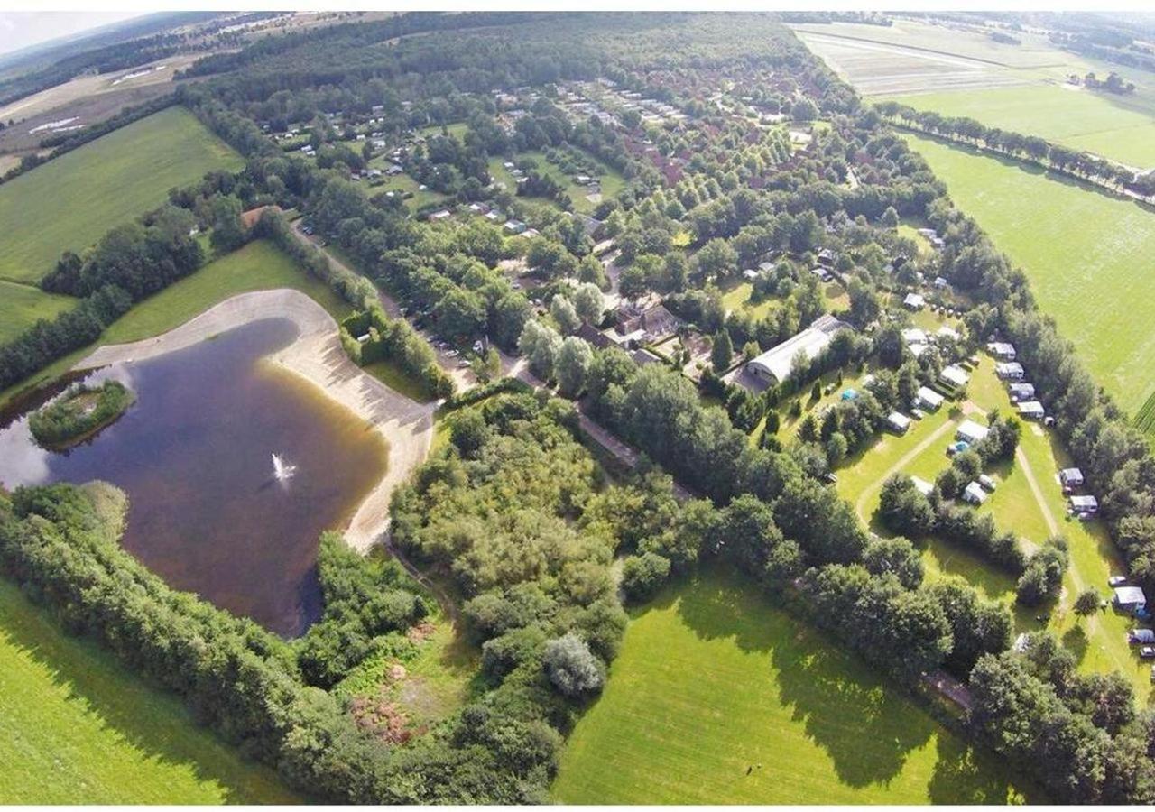 Comfortabel Chalet In Nationaal Park Wateren Екстериор снимка